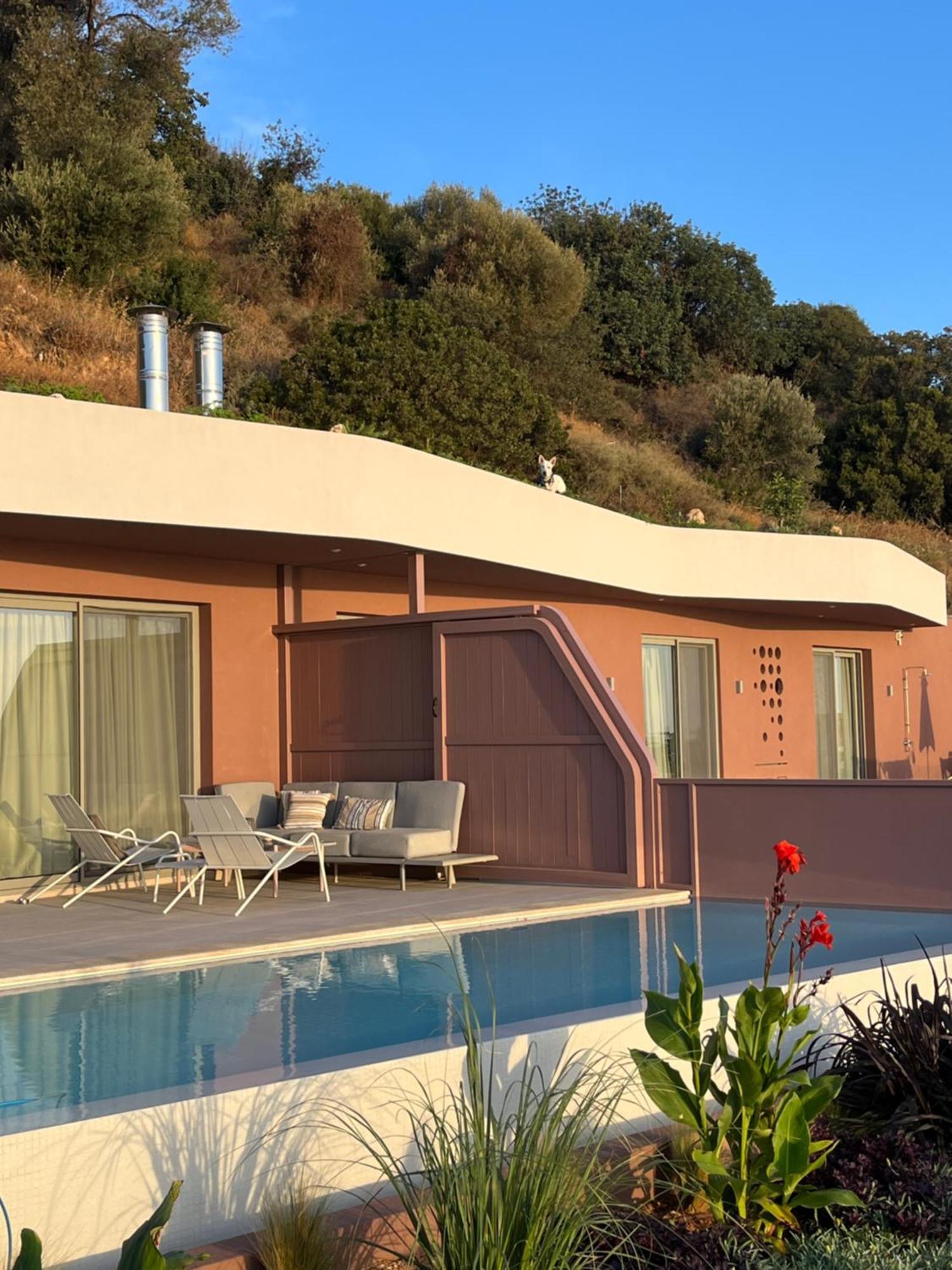 Plethora Luxury Suites Rodhiá Esterno foto