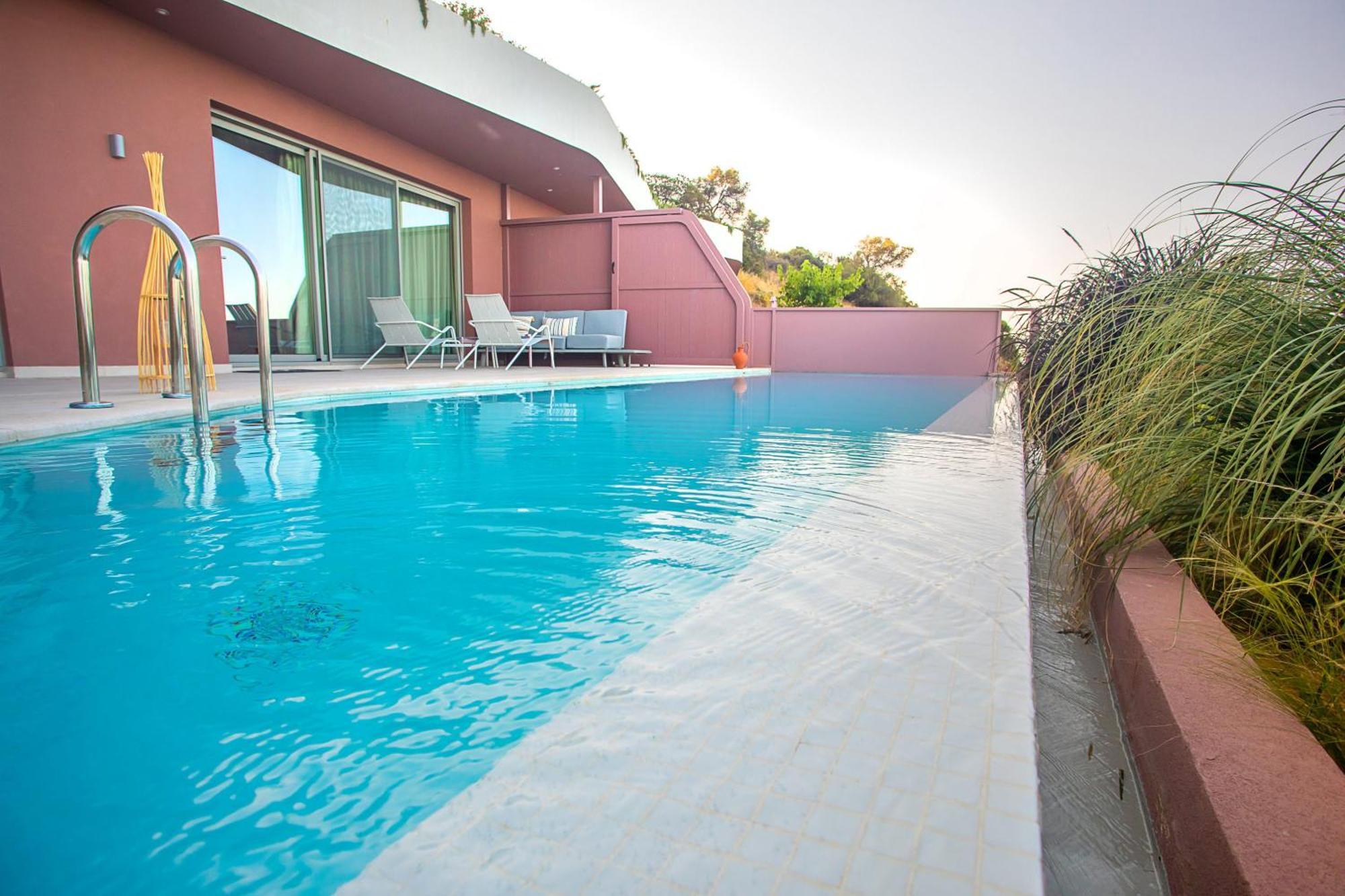 Plethora Luxury Suites Rodhiá Esterno foto